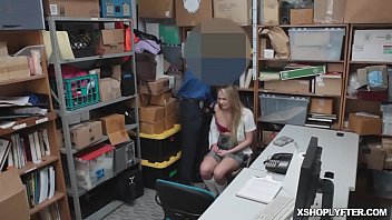 officer told alyssa to deep-facehole and pound his meatpipe