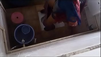 desi school nymph urinating caught in douche covert camera