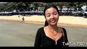 japanese lady gets a wonderful climax