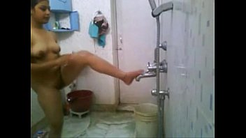 indian doll self record her bathing.