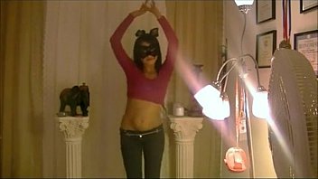 kitty gothic stomach dance - amalfrida